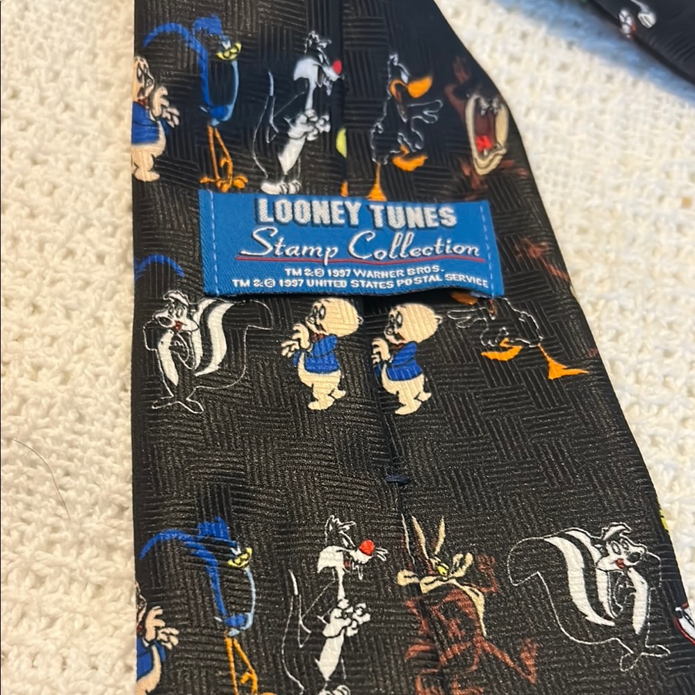 Warner Bros. LOONEY TUNES Black Tie with Cartoon Characters Bugs Bunny Tweedy